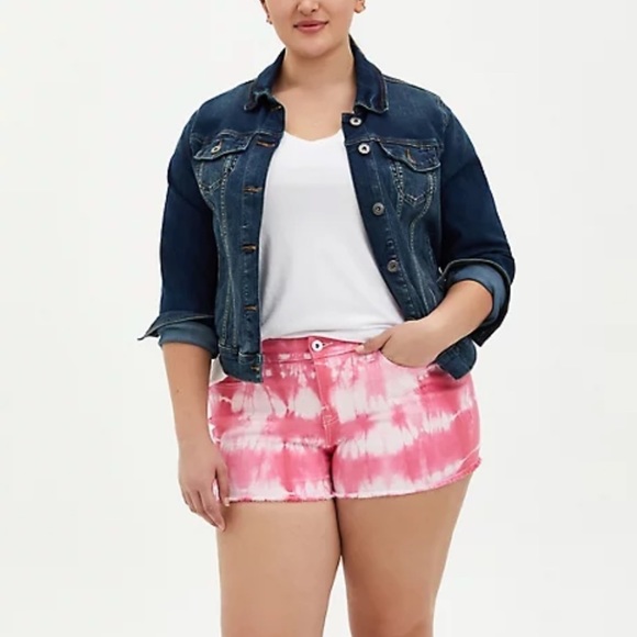 TORRID MID RISE SHORT VINTAGE STRETCH PINK TIE-DYE - Picture 3 of 5